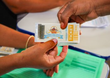 Candeias: Tickets da Santa Cesta serão entregues até 11 de abril; mais de 20 mil famílias serão beneficiadas