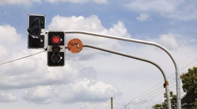 Candeias: Processo de licitação para novas sinaleiras está em fase final