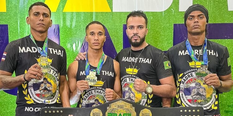 Madre de Deus: Atletas do Madre Thai, brilharam na Copa Brasil de Muaythai e conquistaram medalhas de ouro e cinturão do evento
