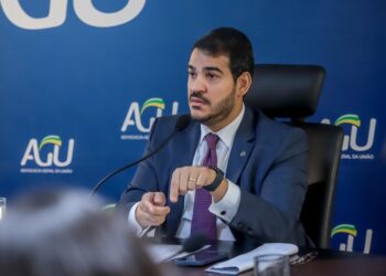 Proposta de ressarcimento aos aposentados será apresentada ao Planalto no início da semana que vem, diz AGU