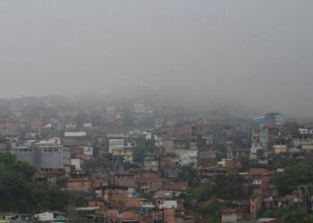Candeias: Município registra 169 milímetros de chuva com previsão de 400 até terça