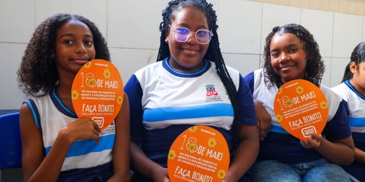 Candeias: Alunos participaram de palestra alusiva ao maio laranja