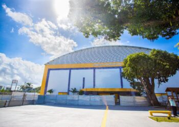 Novo ginásio, novos tempos: Madre de Deus entrega espaço esportivo totalmente revitalizado