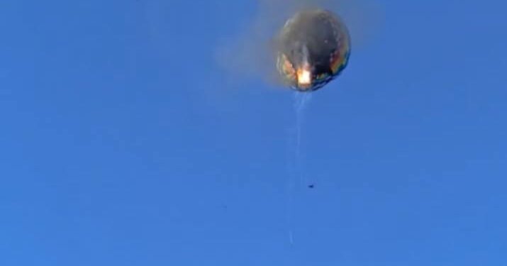 Mulher viu pessoas se jogando de balão em chamas em SC: “Foi Desesperador”