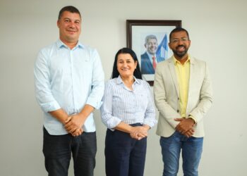 Candeias: Prefeito Eriton Ramos participa de reunião na SEDUR para viabilizar obras de infraestrutura no município