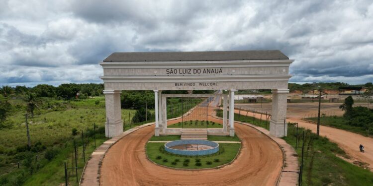 Cidade que recebeu mais de R$ 103 milhões de emendas, vive caos econômico