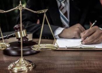 Bahia: Homem condenado a mais de 25 anos de prisão por homicídio foge durante julgamento