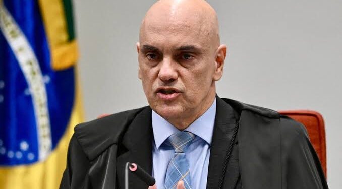 Secretário de Trump anuncia revogação do visto americano de Alexandre de Moraes e de ‘seus aliados no tribunal’