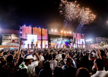 Candeias 67 anos: Na terra do arrocha, Tayrone, Theuzinho e “Bodega” do Pablo reúnem mais de 30 mil pessoas