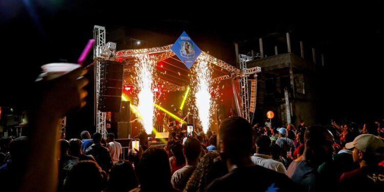 Candeias: Shows de axé, arrocha e pagodão movimentam final de semana em Caboto