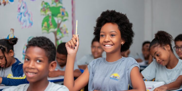 Madre de Deus é destaque na Bahia pelo acompanhamento escolar de beneficiários do Bolsa Família