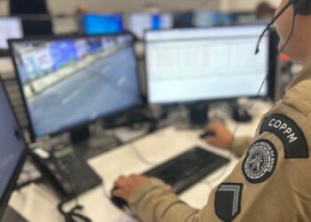 Mulher simula pedido de pizza para denunciar violência doméstica e homem é preso 