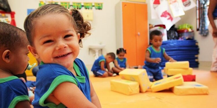 Bahia é o 2º estado com maior índice de dificuldade de acesso à creche, aponta estudo