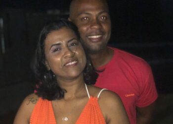 Mulher morta com marretadas pelo companheiro deixou filhas de 5 e 12 anos; meninas presenciaram crime