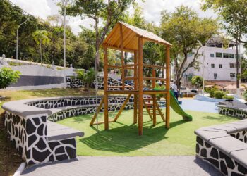 Prefeitura de Madre de Deus entrega obra de requalificação da praça na Nova Brasília