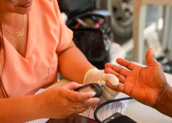 Candeias: Mulheres são beneficiadas com diversos atendimentos em ação do Outubro Rosa