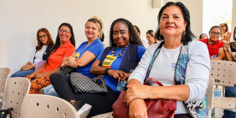 Candeias: Simpósio reúne profissionais para discutir cuidados com pacientes renais