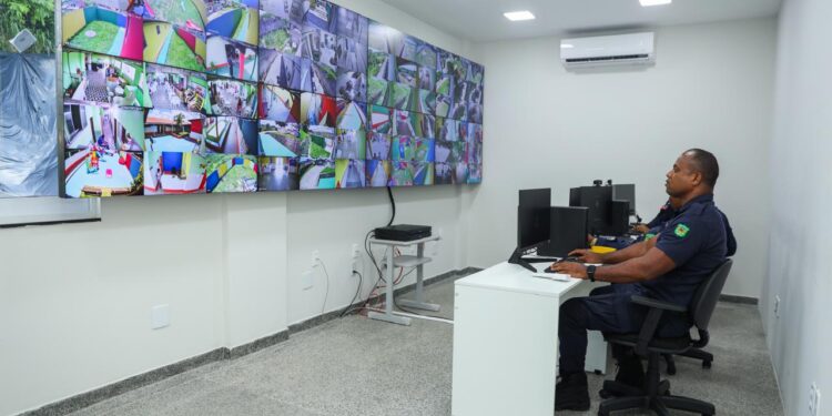 Programa Candeias Escola Segura 360 começa a operar em 2026; saiba mais