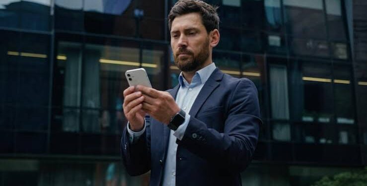 Golpe da ‘ligação muda’: como criminosos usam silêncio e IA para enganar vítimas