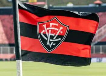 Torcedores do Vitória elegem novo presidente neste sábado; conheça as chapas