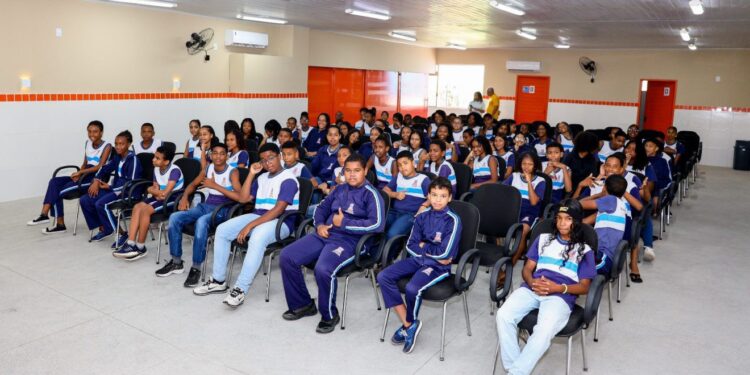 Candeias: Matrículas para a rede municipal de ensino são prorrogadas*