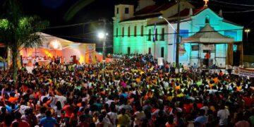 Candeias: Prefeitura disponibiliza ônibus gratuitos nos dias do novenário de Nossa Senhora das Candeias; veja roteiros