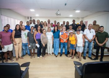 Prefeitura de Madre de Deus promove reunião de alinhamento com blocos carnavalescos para o Madre Folia 2026