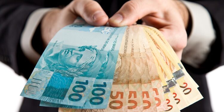 IBGE: Bahia amarga o segundo pior salário do Brasil