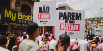 Candeias: Caminhada Eles por Elas marca o início das ações voltadas no combate à violência contra a mulher