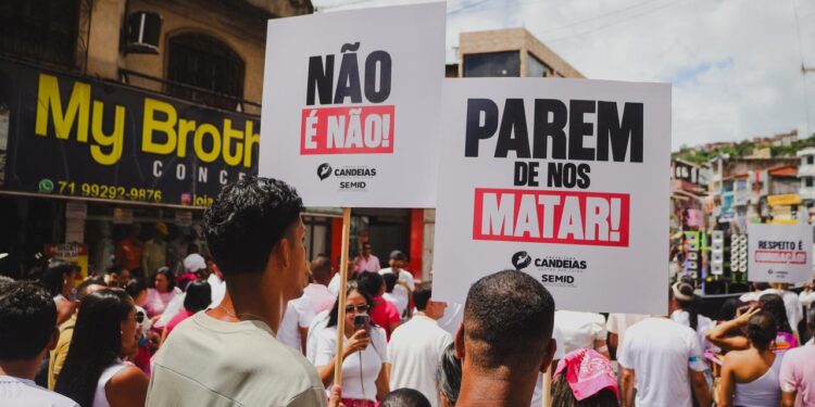 Candeias: Caminhada Eles por Elas marca o início das ações voltadas no combate à violência contra a mulher