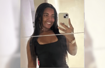 Mulher é esfaqueada e tem corpo queimado por ex-colega de trabalho após recusar a se relacionar com ele