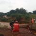Bombeiros e Defesa Civil resgatam moradores ilhados após fortes chuvas na zona rural de São Francisco