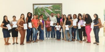 Candeias: Permissionários recebem as chaves dos boxes da Central de Abastecimento