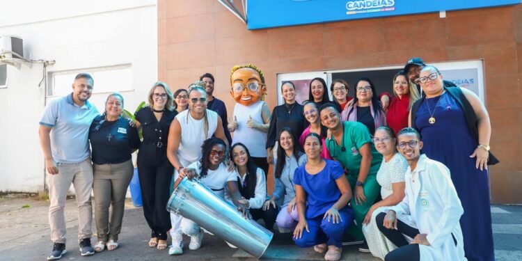 Candeias: Hospital José Mario dos Santos recebe projeto ‘Música que Cura’, de vocalista da Timbalada