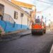 ‘Asfalta Candeias’: Prefeitura intensifica serviços e pavimenta 5 localidades em menos de uma semana