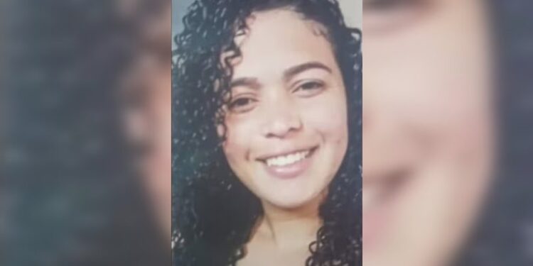 Homem é solto da prisão, invade casa e mata ex a facadas em Salvador