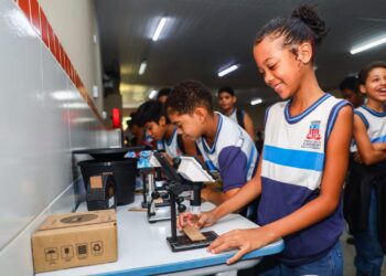 Candeias: Escola Julieta Viana recebe ação em combate ao Aedes Aegypti
