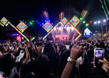 Candeias: 2º dia de São João é marcado por apresentações de grandes nomes da música e artistas locais.
