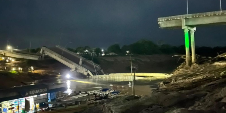 Ponte Frei Paolino que custou R$ 36 milhões desaba e deixa feridos no Acre