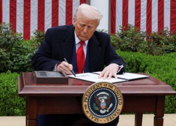 Governo americano decide impor taxas a quase 3 mil produtos brasileiros que entram nos EUA