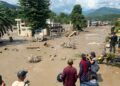 Avalanche de lama na fronteira do Nepal com o Tibete deixa 160 mortos e quase 1000 desaparecidos